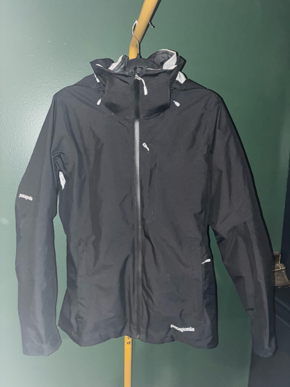 Patagonia Black Women’s Hooded Water proof jacket